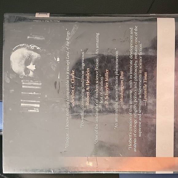 Dune hardcover - Picture 4 of 4